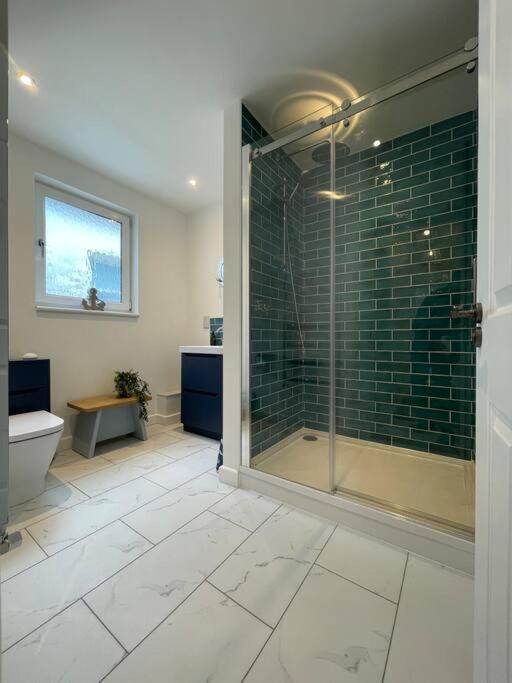 Top Deck - Fresh, Stylish Seaside Apartment ヴェントナー エクステリア 写真